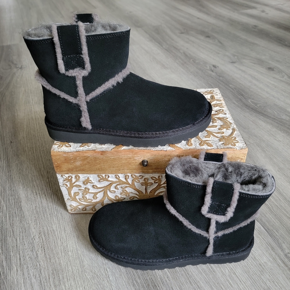 UGG Classic Mini Spill Seam Suede Boot